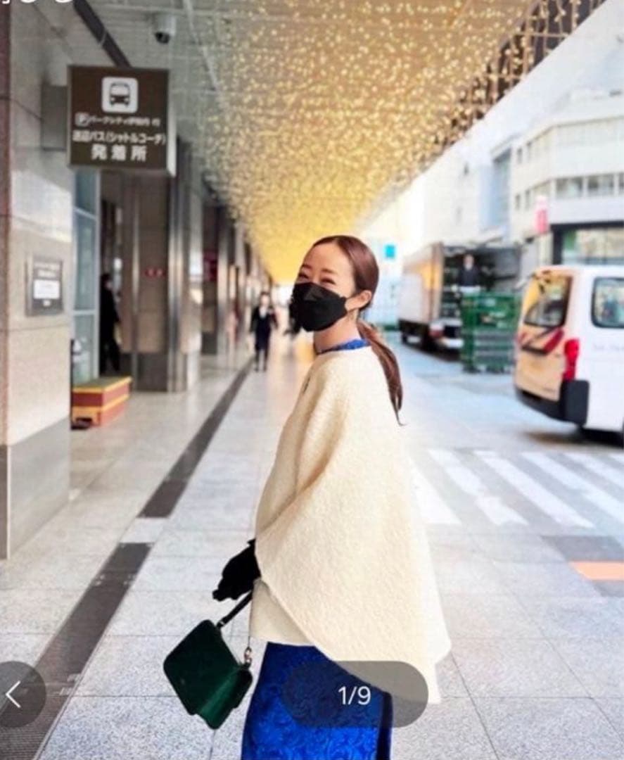 VALENTINO/ヴァレンティノ 　◇　ウールカフタン　ケープコート