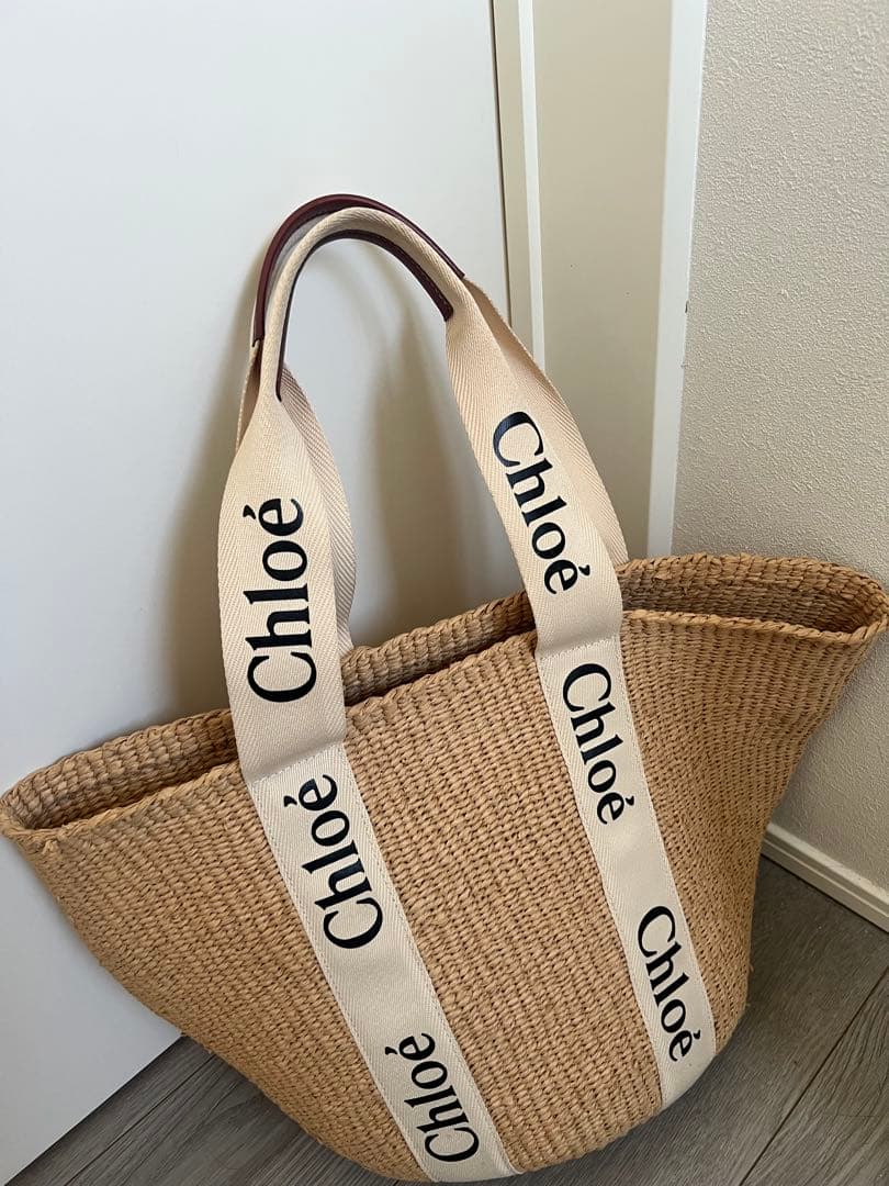 天然繊維を使用したWOODYラージバスケットバッグ