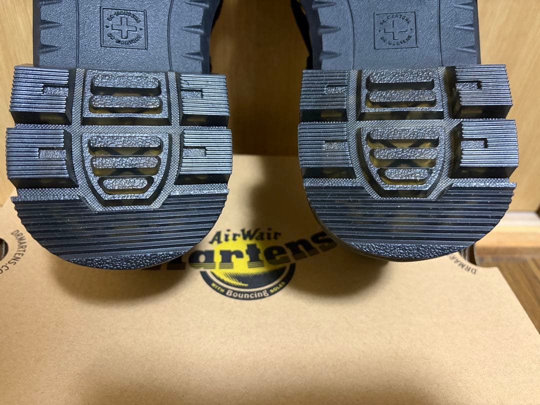 UK7 Dr.Martens PEARSON ドクターマーチン サンダル