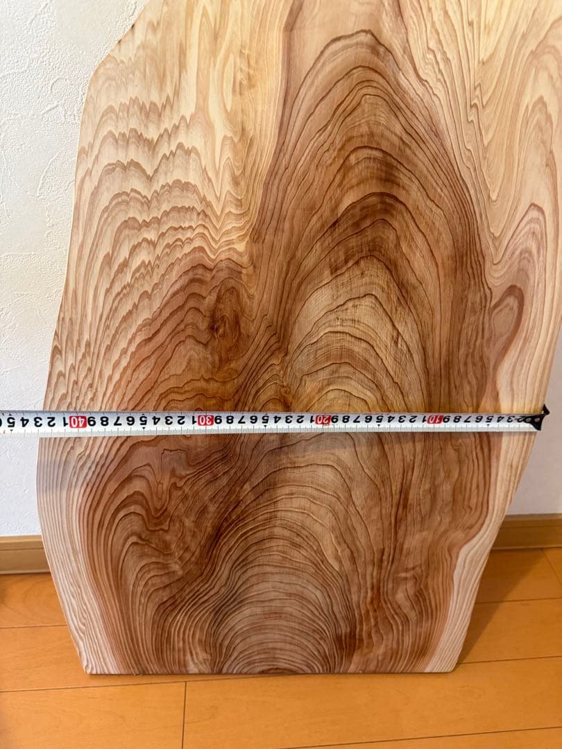 天然杉一枚板ローテーブル蜜蝋ワックス仕上げ‼️