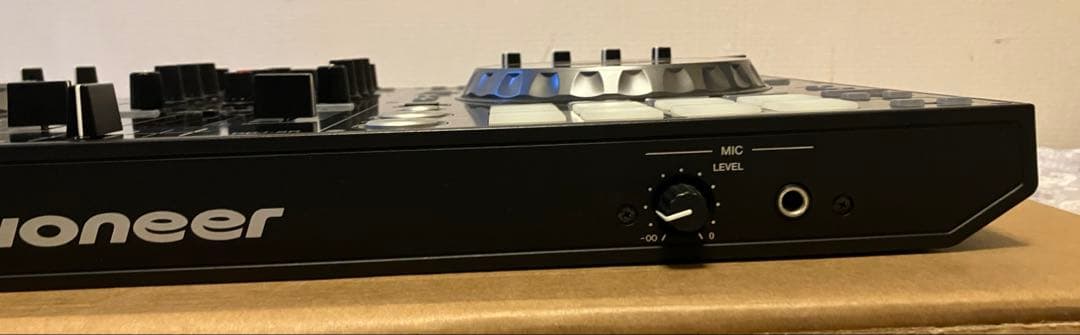 Pioneer DDJ-SR DJコントローラー