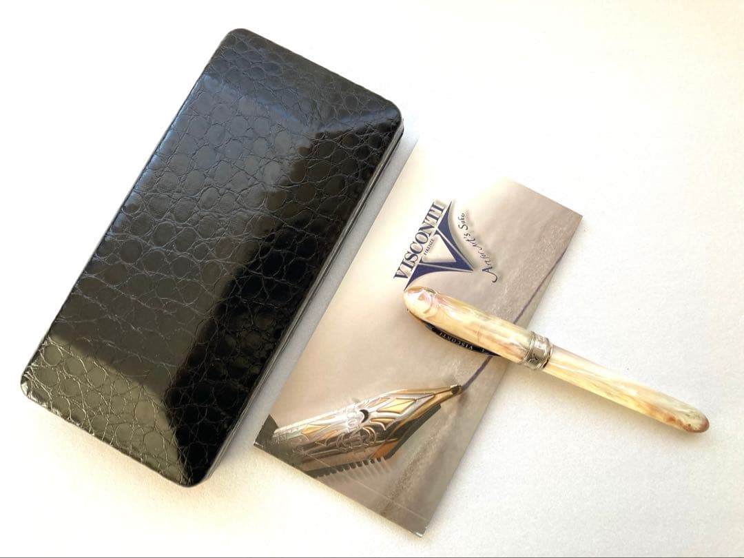 【美品】 ビスコンティ VISCONTI 万年筆 バニラ ホワイトマーブル