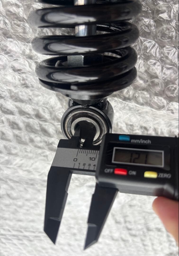 キタコ　KITACO　リアショックアブソーバー 　ホンダ　クロスカブ