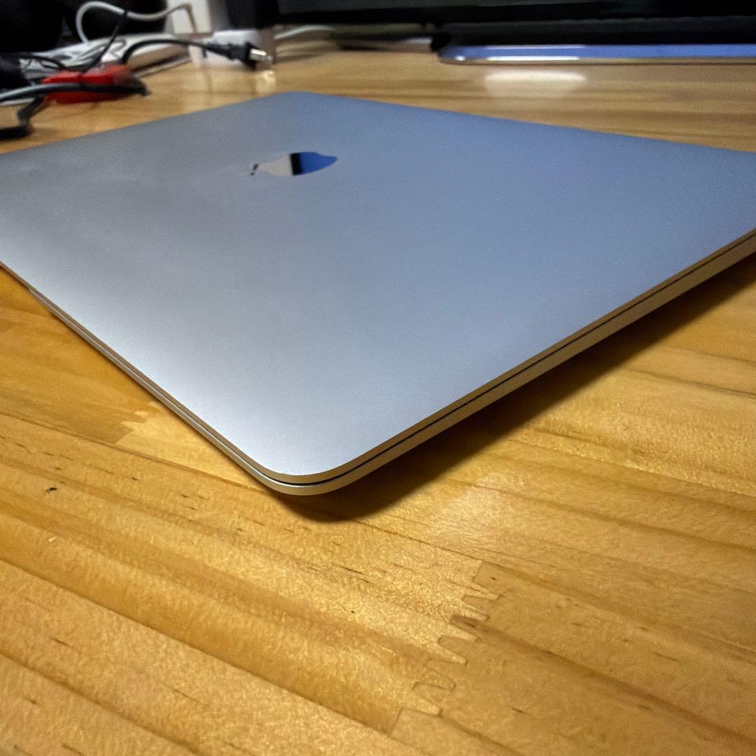 MacBookAir 2020 13.3インチM1 8GB 256GB シルバー