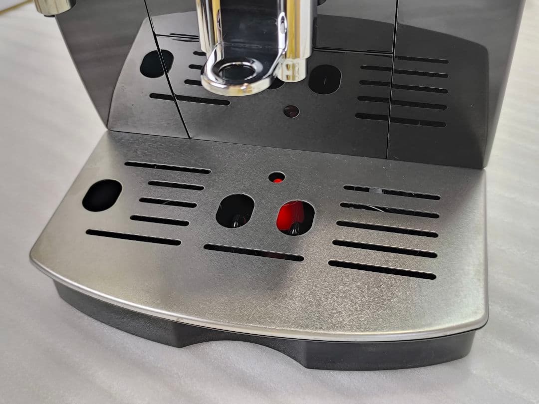 デロンギマグニフィカS コンパクト全自動コーヒーマシン ECAM23120B 4