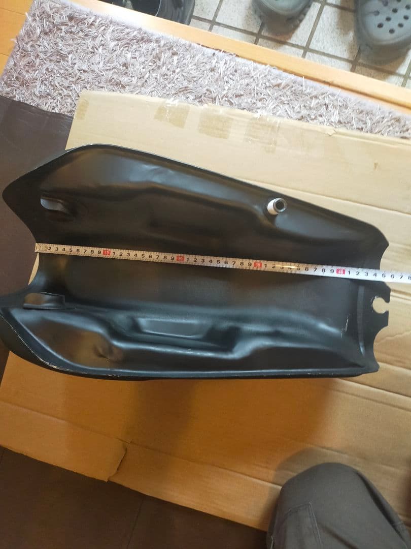 yb125spで使用　汎用バイクタンク