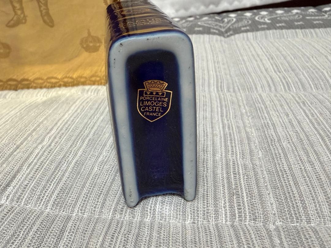 【未開栓】カミュ ナポレオンブック ゴールド 700ml 替栓付き＆ミニブック付