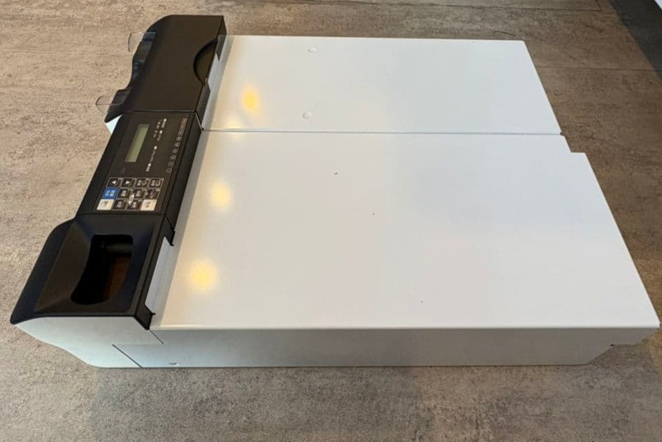 富士電機 自動釣銭機 ECS-777 つり銭機 新500円対応