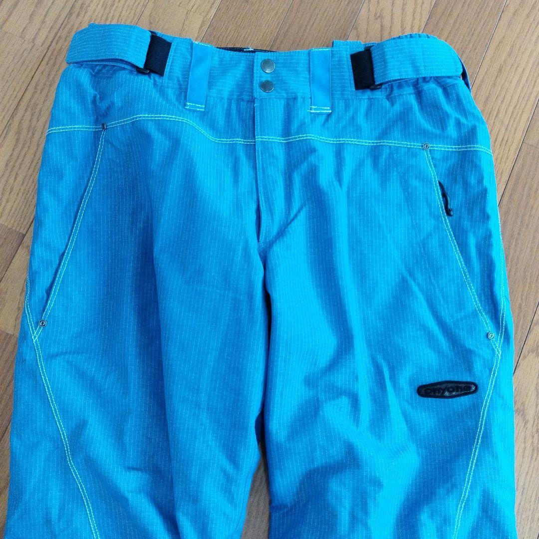 【希少・極美品】ONYONE　スキーウェア　L　上下