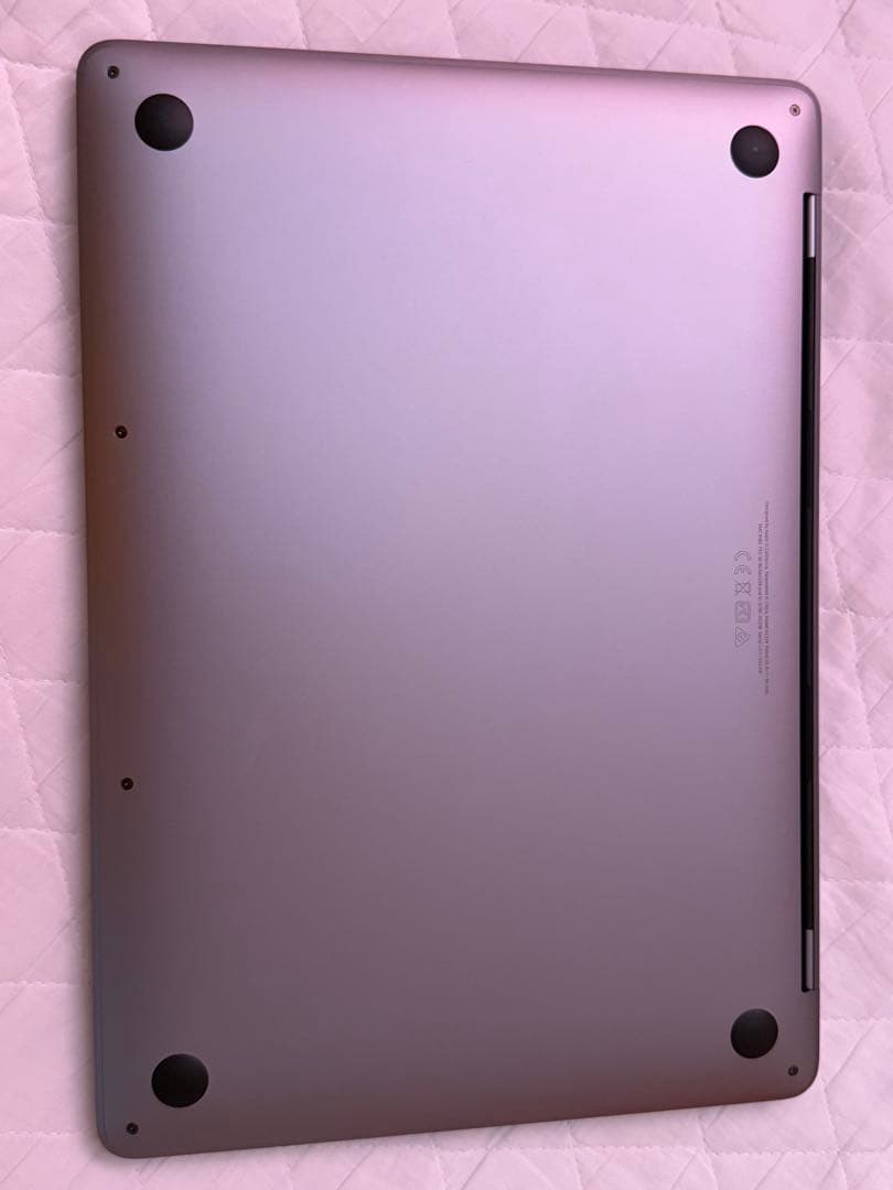 Apple MacBook Pro 13インチ 16GB 256GB