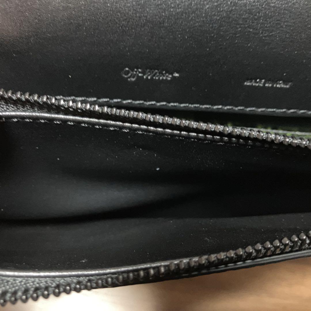 Off-White 蛍光グリーン クラッチバッグ