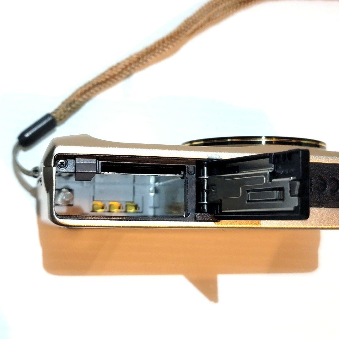 【極美品】CASIO EXILIM EX-ZR300 デジカメ コンデジ カシオ