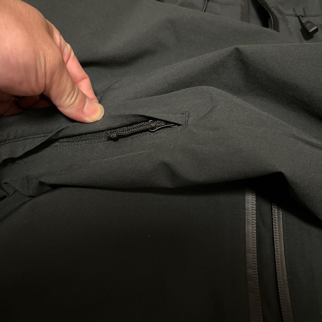 CHROME マウンテンパーカー　試着のみ