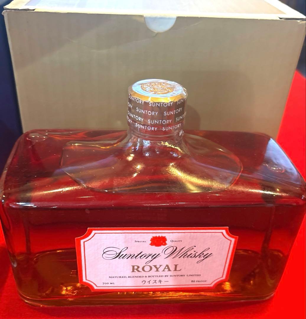 ウィースキ　飾りお酒　古酒　700ml SUNTORY XO