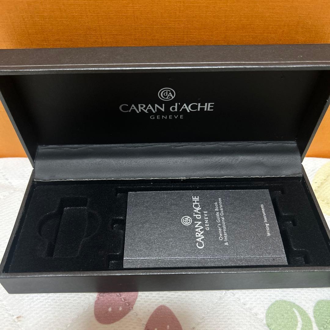 新品CARAN d'ACHEカランダッシュ　エクリドールミラネーゼボールペン