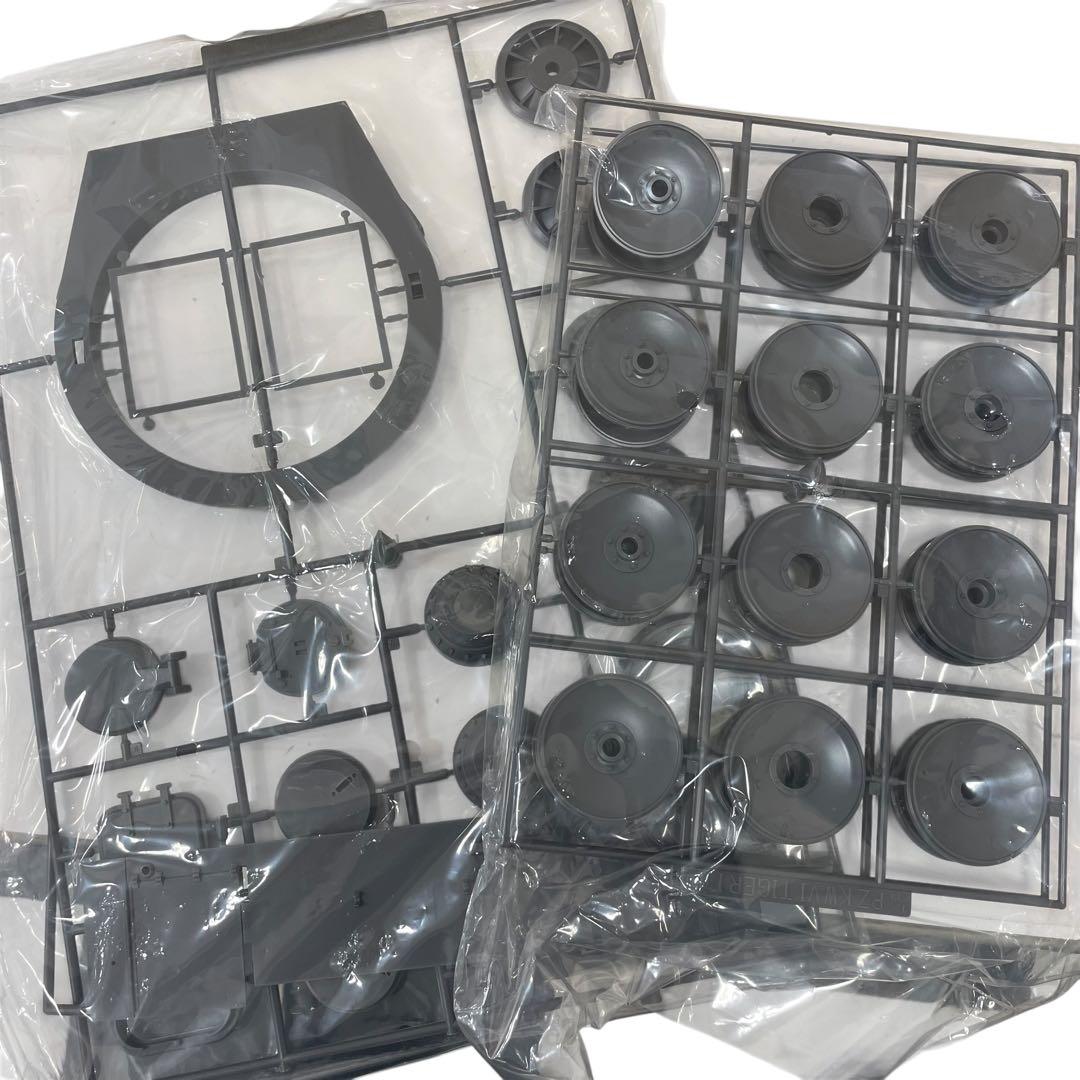 1/15 TIGER1 ドイツ6号重戦車タイガー1 プラモ ラジコン