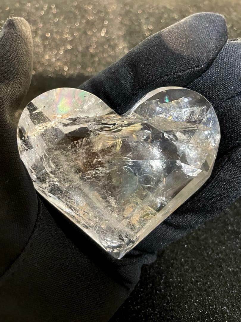 水晶♡ハート型(置物)珍しい綺麗なカットタイプ