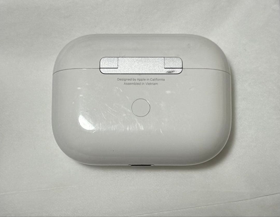 Apple AirPods Pro 充電ケース＋ライトニングケーブル2本付き