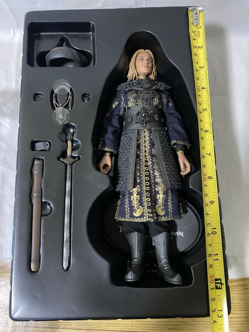 エリザベス・スワン パイレーツ・オブ・カリビアン 1/6 アクションフィギュア
