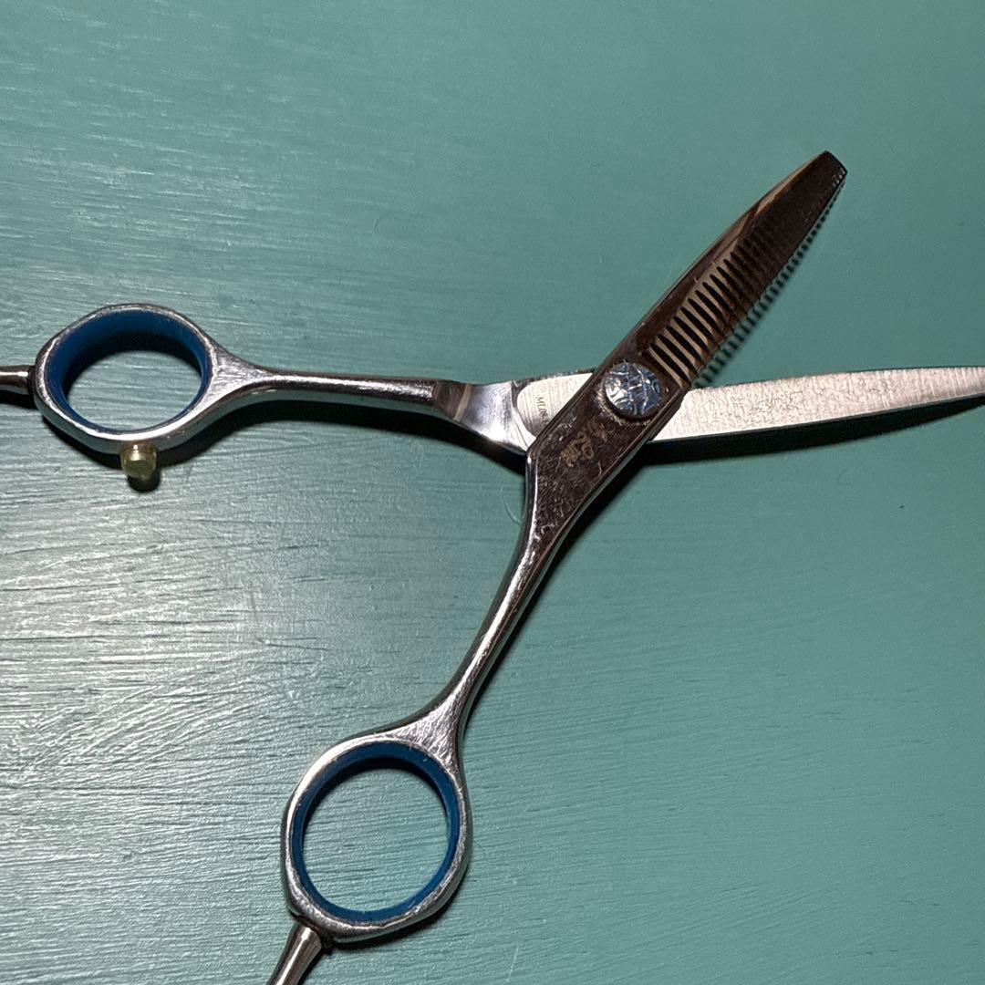 トリミングシザー　カーブブレンダー　セニングシザー