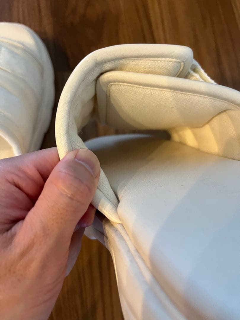 ボッテガ・ヴェネタ ホワイトサンダル