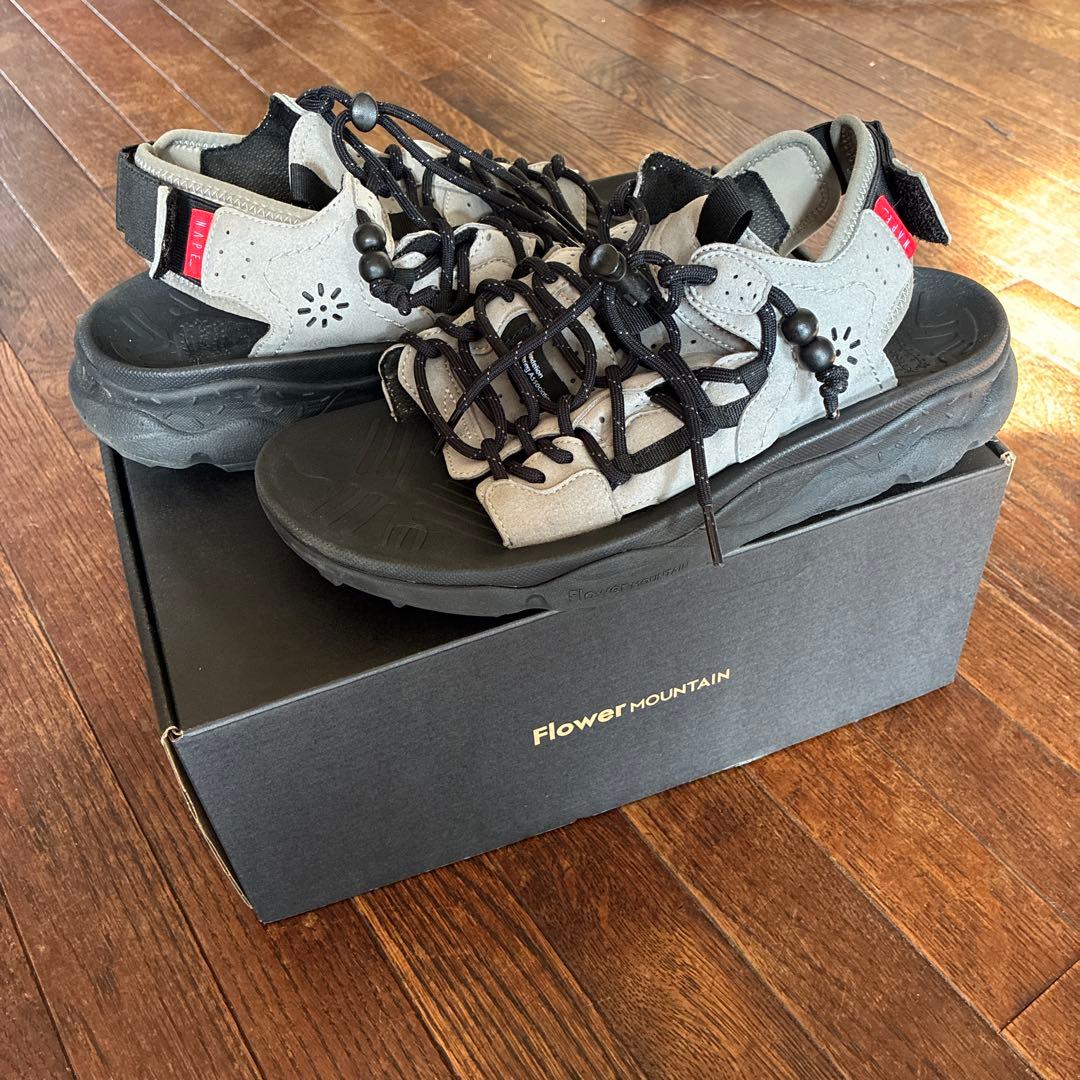 Flower MOUNTAIN×NAPE PUMA PUNKU GRAY