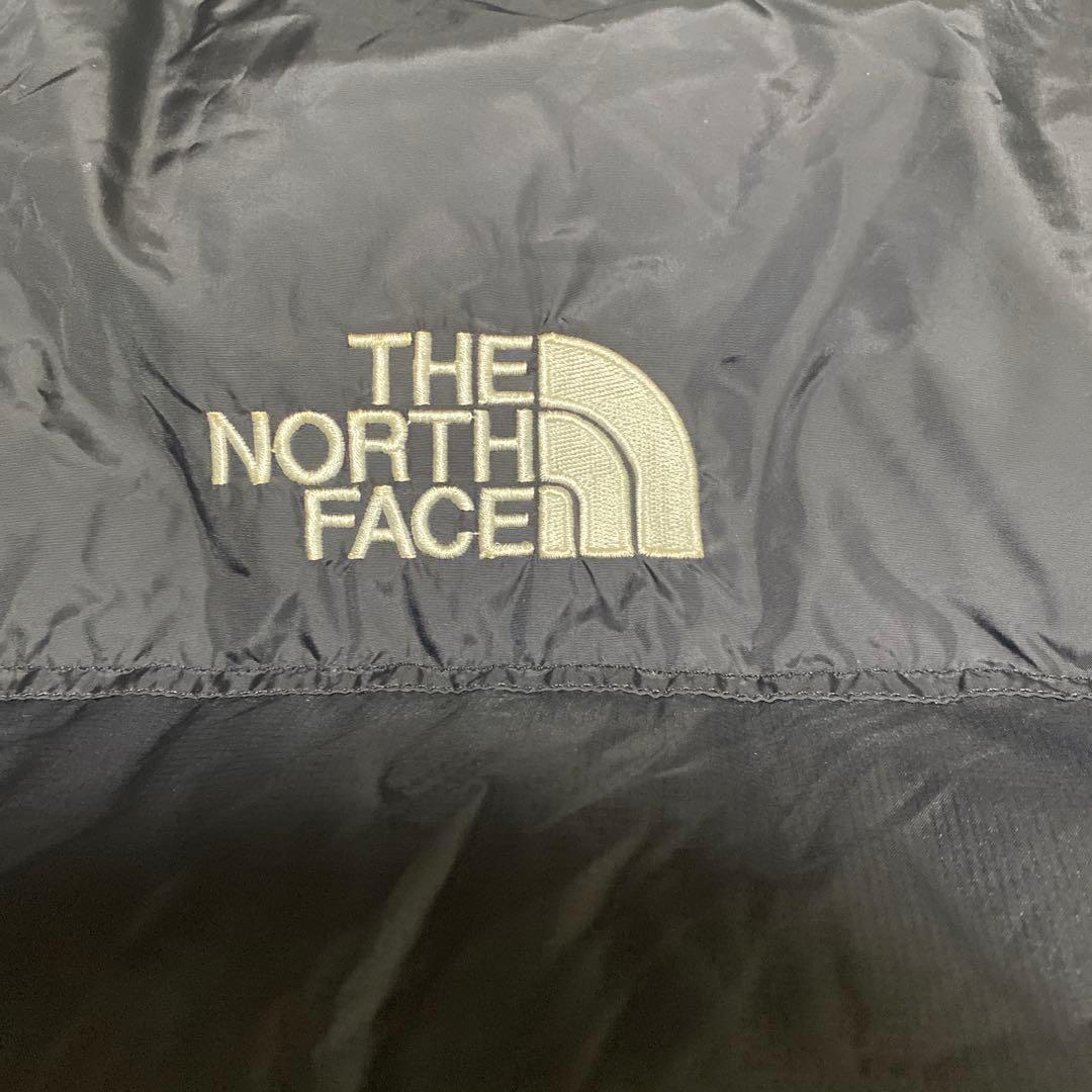 ノースフェイスベスト黒700
