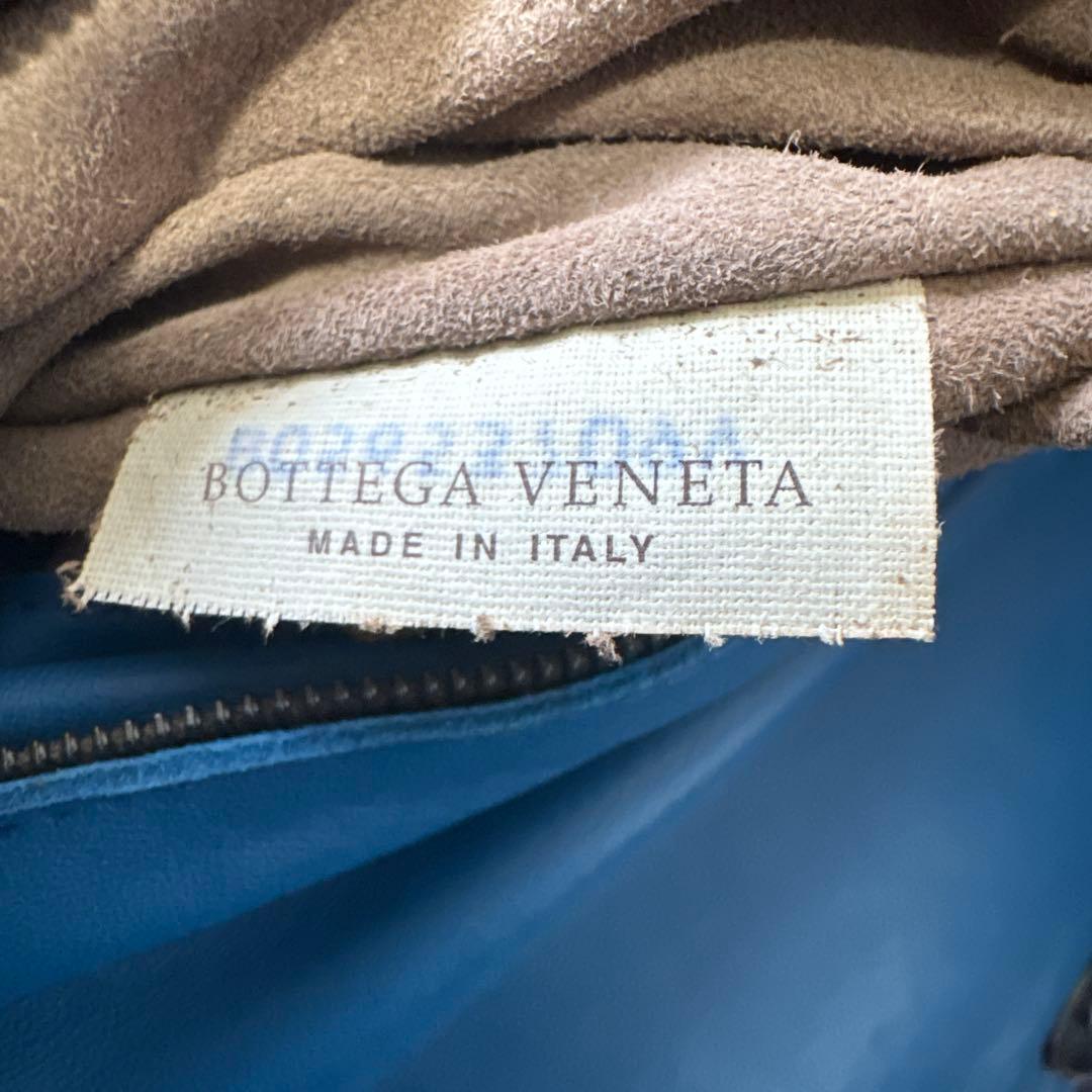 ✨BOTTEGA VENETA（ボッテガ・ヴェネタ） イタリア製ショルダーバッグ