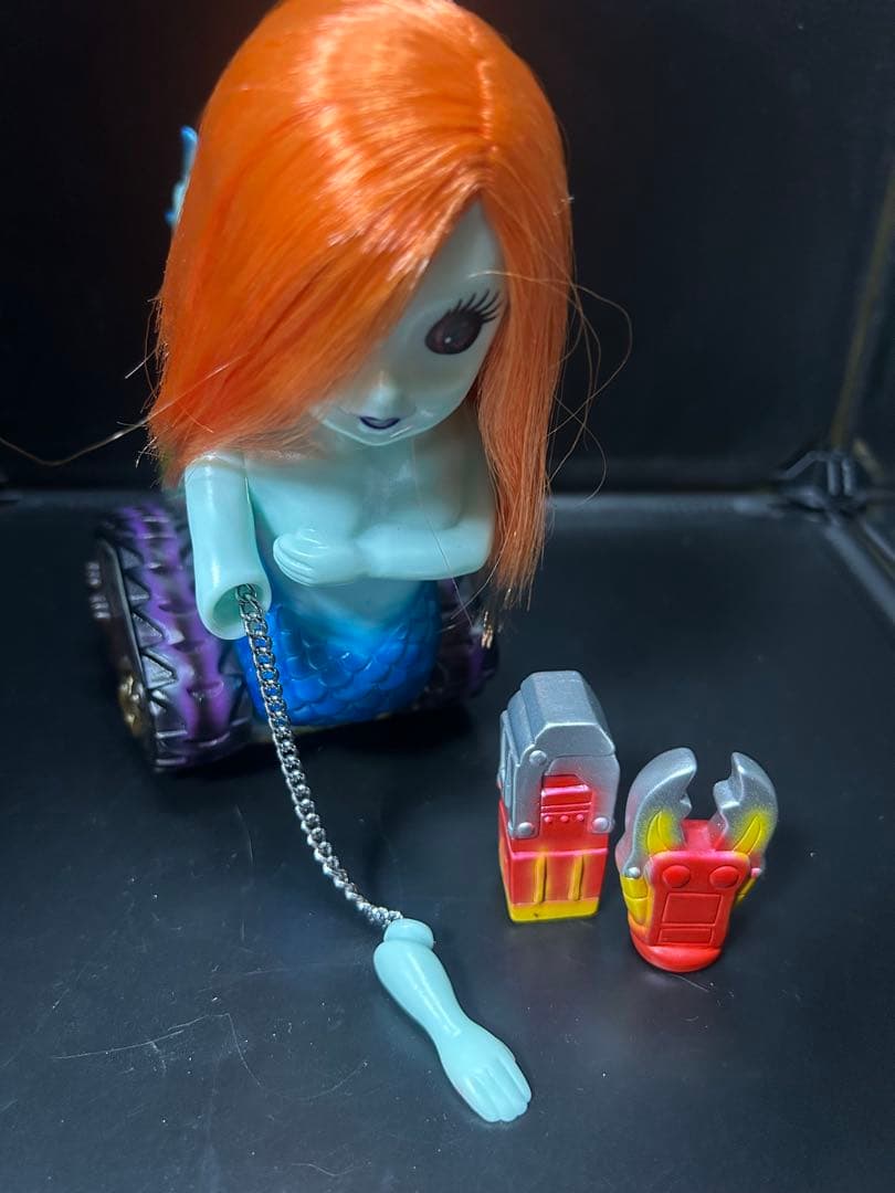 まんだらけの怪獣シリーズ 人魚戦車リバン　まんだらけ決起集会　インディーズソフビ