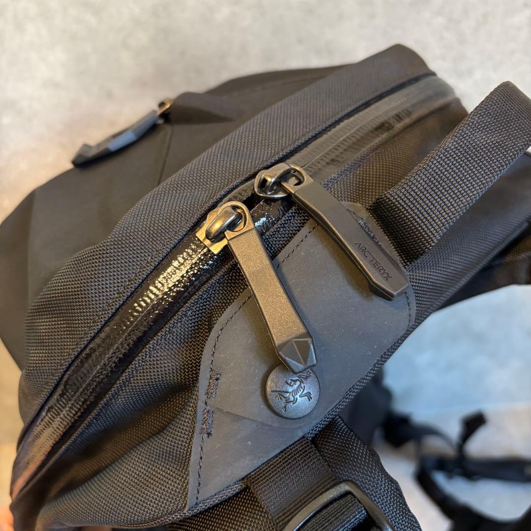 sss777様　アークテリクス　アロー22 最新型　リュック　ブラック