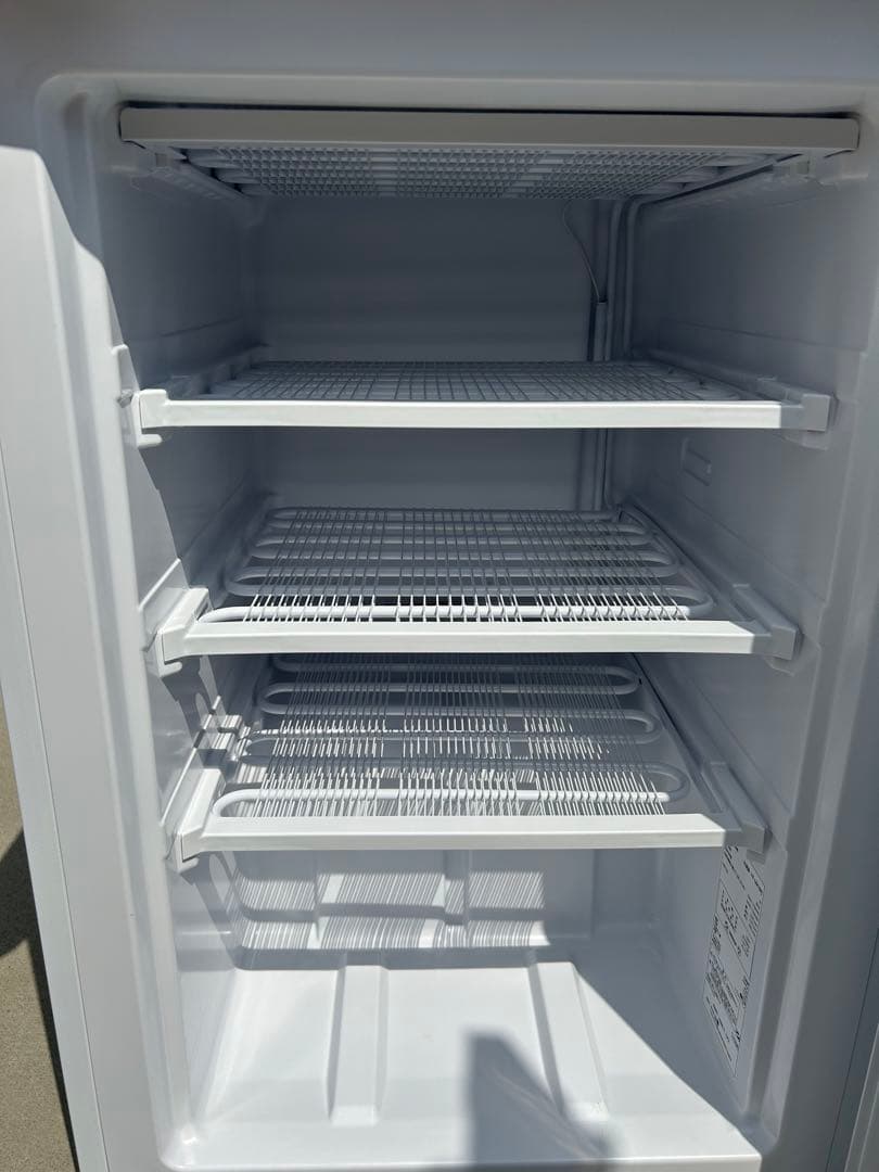 美品　YAMAZEN 冷凍庫 YF-U91　2023年製