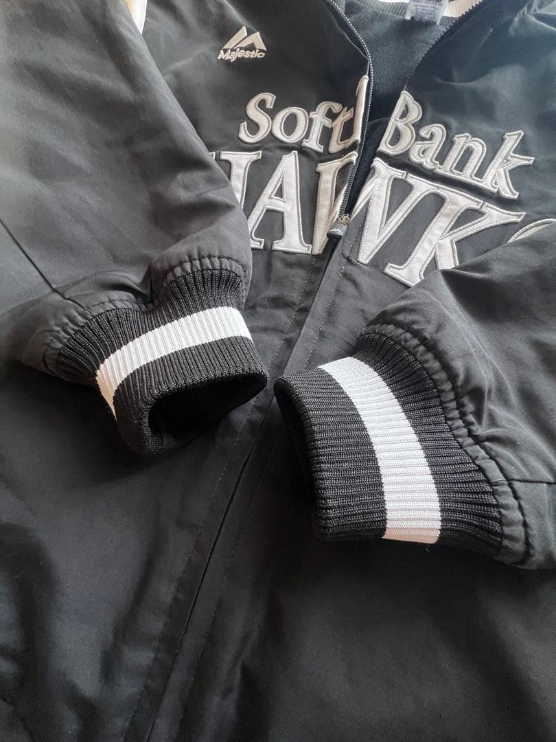 ポルテ×ソフトバンクホークス　グランドコート