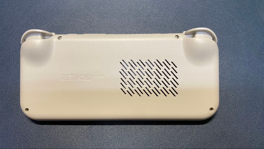 値下中　Retroid Pocket 4 Proポータブルビデオゲーム