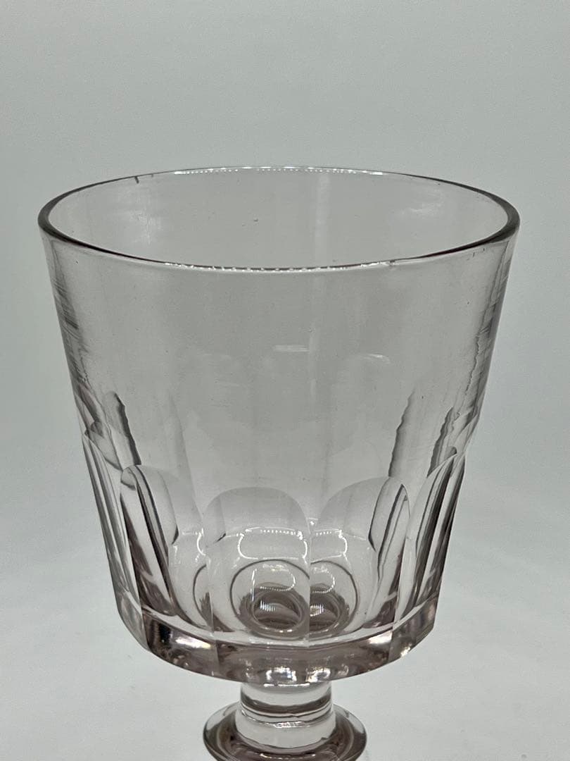 大ぶりなゴブレット　ウランガラス　和ガラス グラス 八角形台　アンティーク