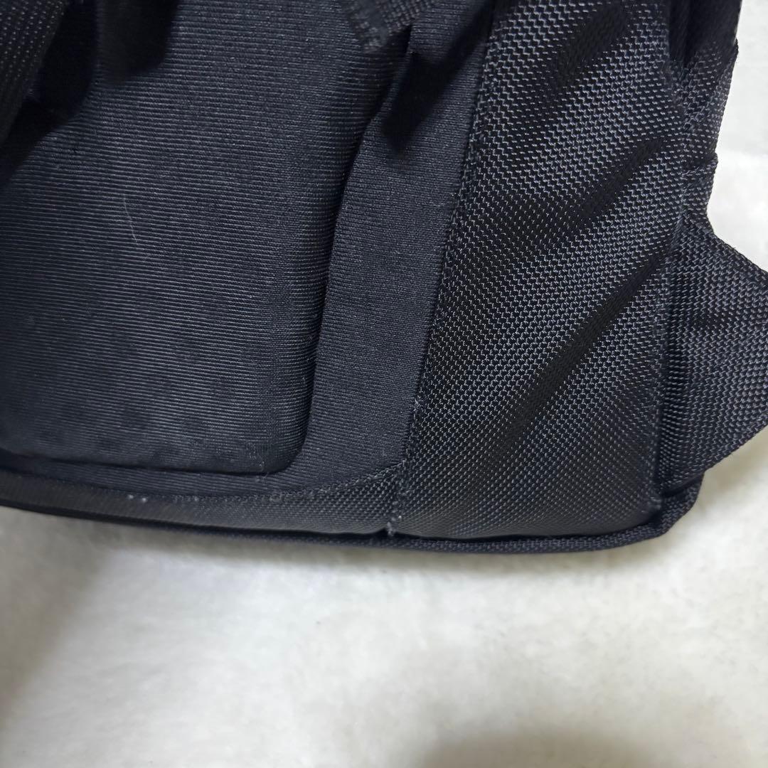 廃盤　NM81212 THE NORTH FACE シャトルデイパック 黒 3層