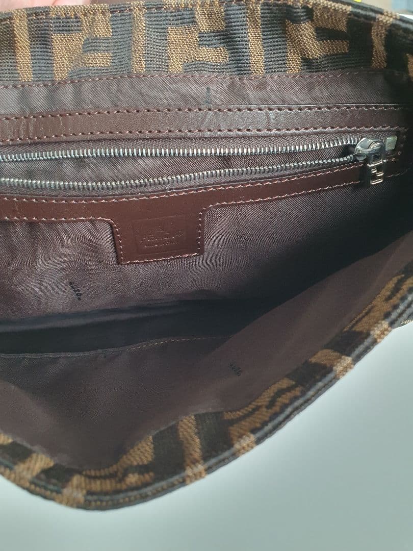 フェンディ ズッカ ショルダーバッグ