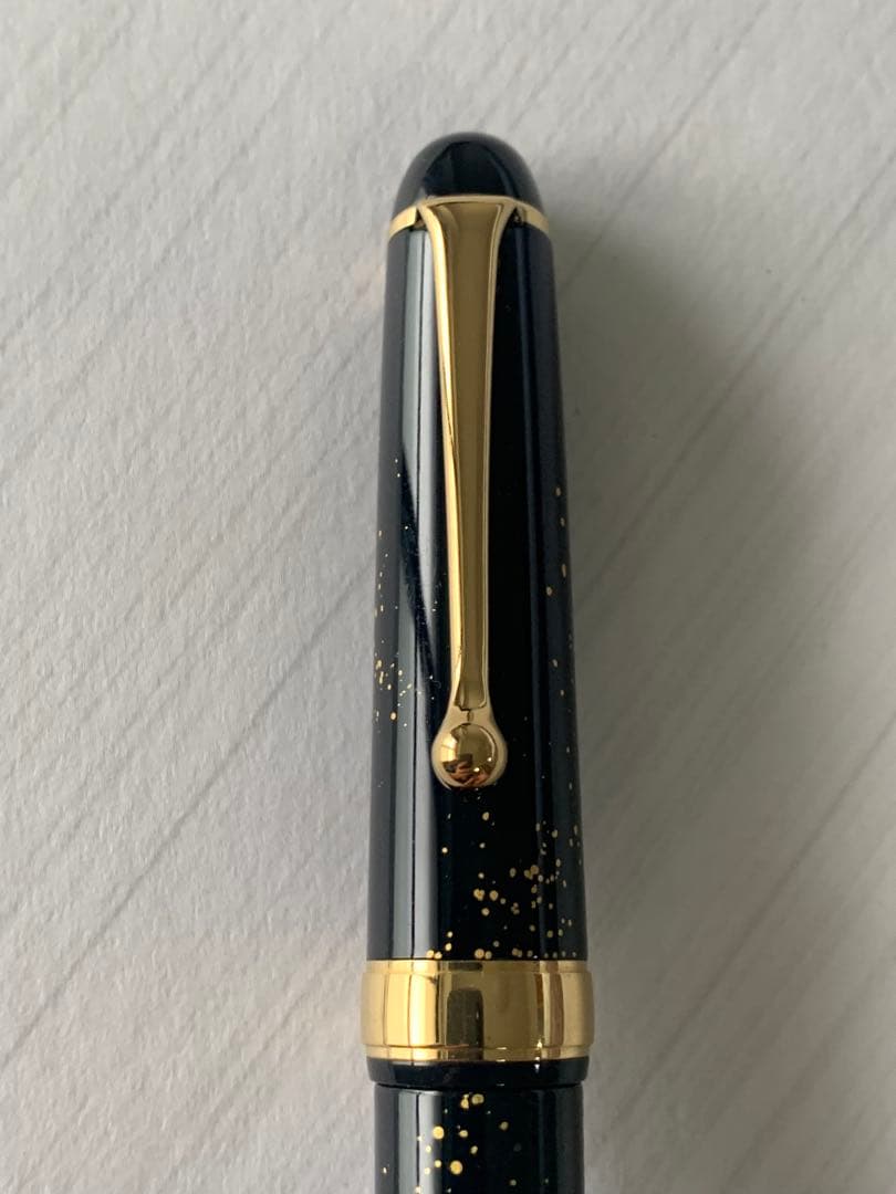 VALENTINO 万年筆 14Kペン先