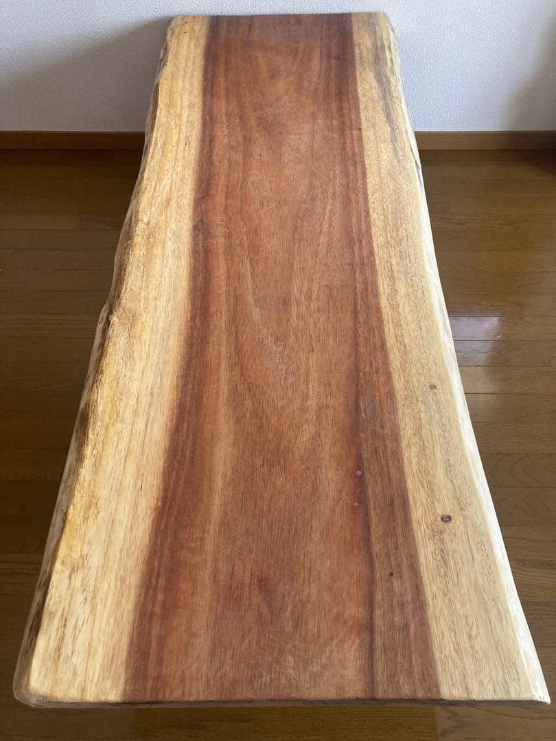 送料込○太いラインが美しいモンキーポッド貴重な一枚板テーブル天板