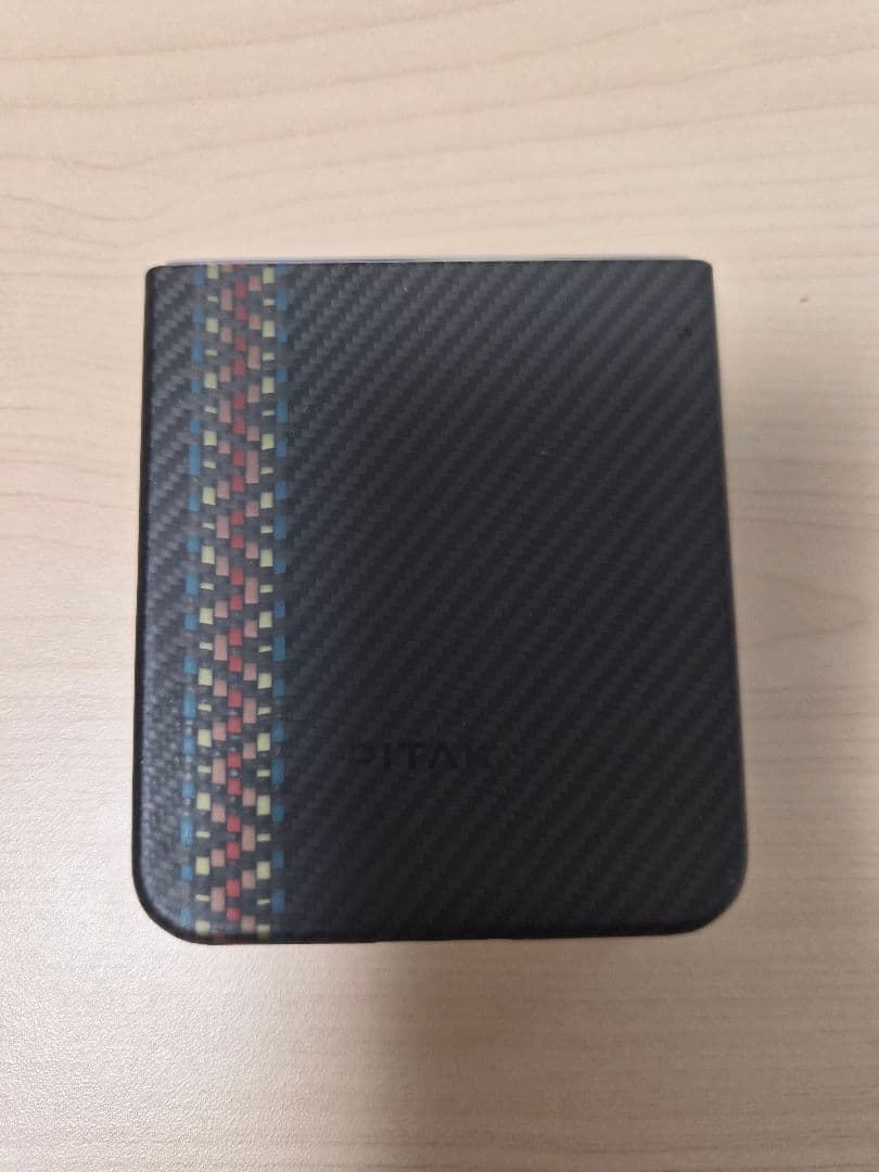 Samsung Galaxy Z Flip5 ブラック カバー付き