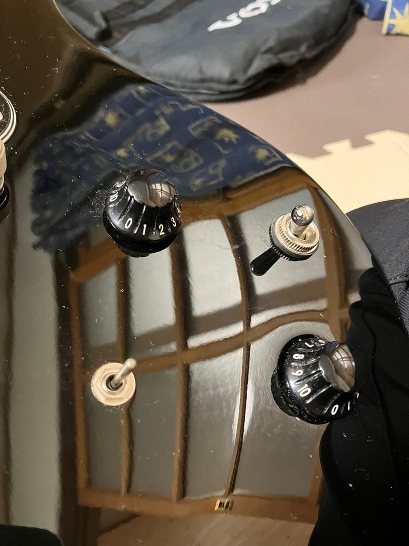 【美品】【人間工学に基づいて】【弾きやすいように設計】VOX SDC-22