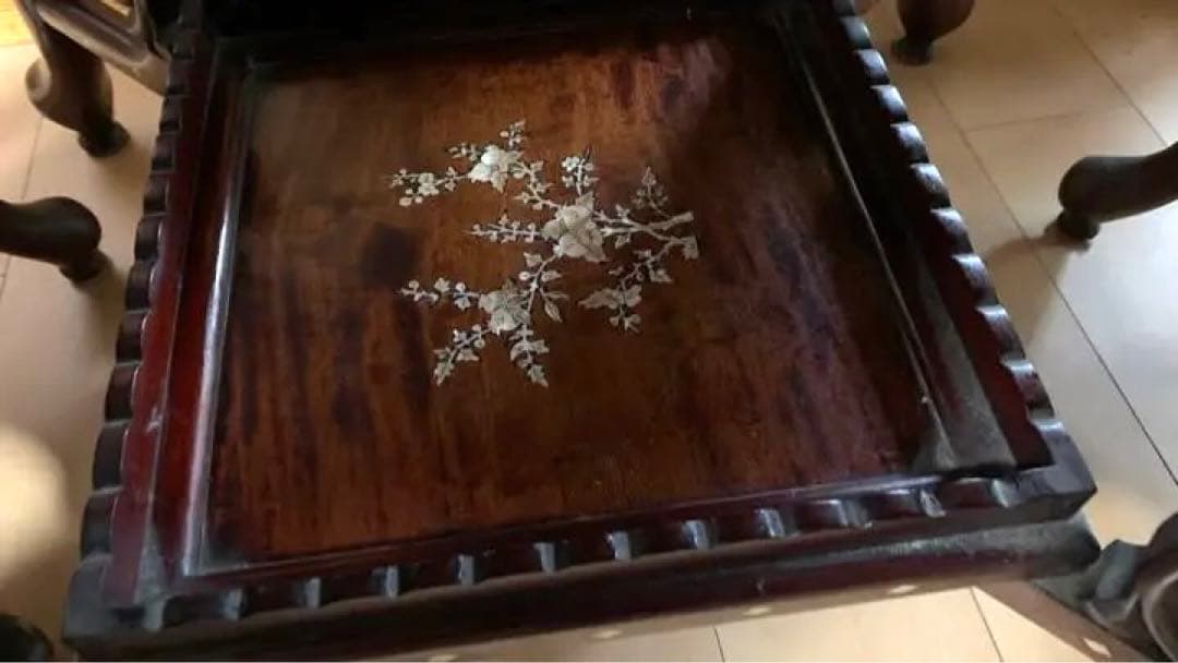 お値下げ交渉チャイニーズテイーテーブたのめるびん配送込み椅子4脚縁起の良い龍の脚