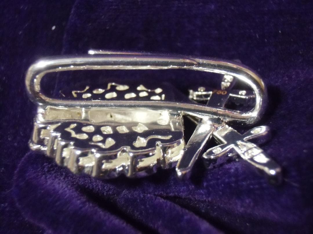 中*幸様 ⊞ドイツ軍の勲章/徽章＊騎士鉄十字勲章＊リボンループ銀色（ＣＯＰＹ/複