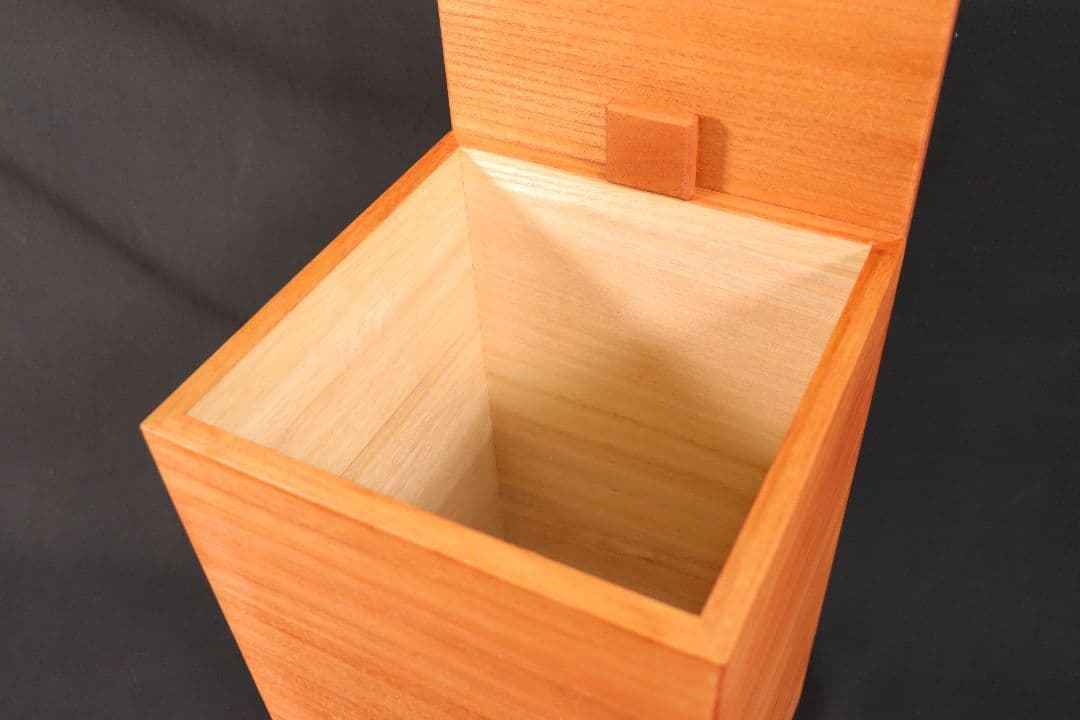 【新米の美味しさ長続き】【 10キロ用 】キャスター付き桐米びつ柿渋塗り