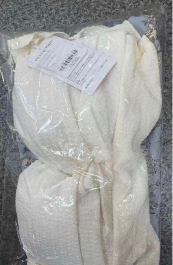 【シュニ - プロフ必読下さい】PEACH JOHN ナイスバディ水着　L