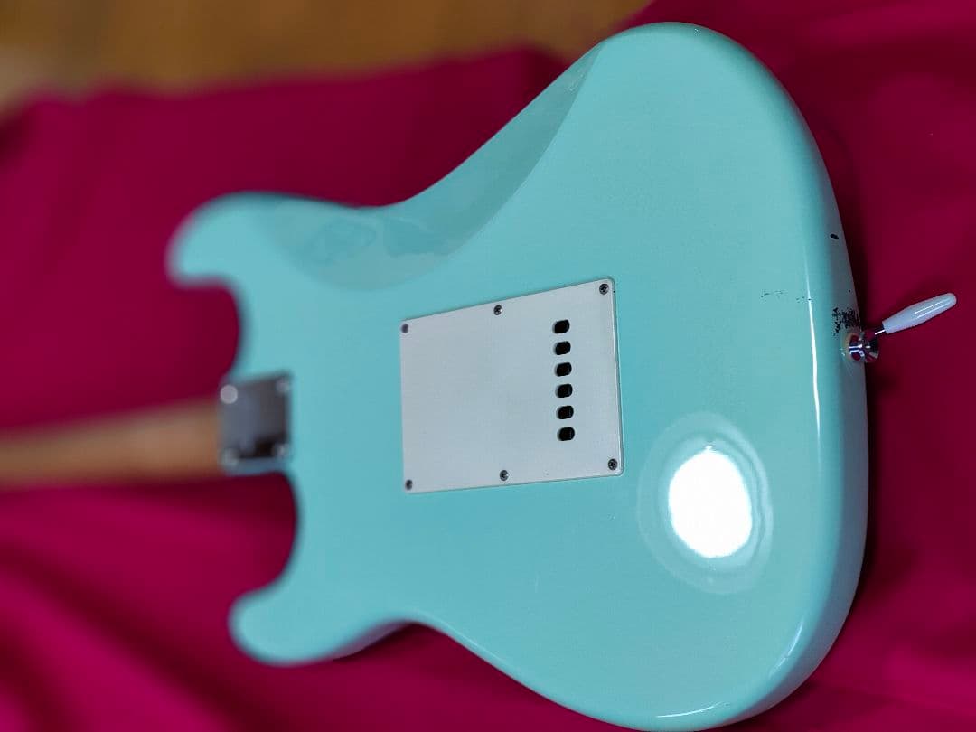 Squier ストラトキャスタータイプ エレキギター純正ケース 弦付