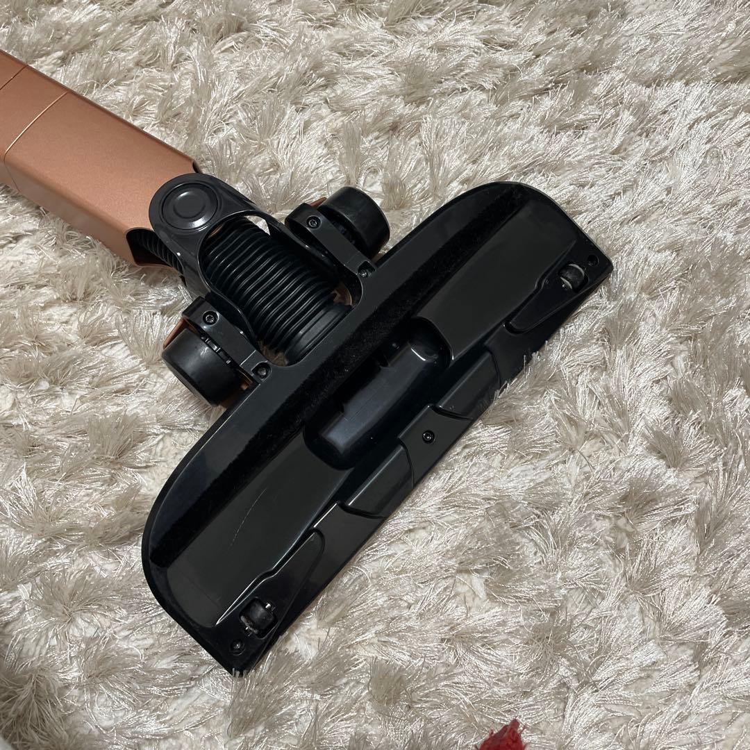 シャーク充電式サイクロンステッククリーナー 値引いたします。お気軽にお声かけを