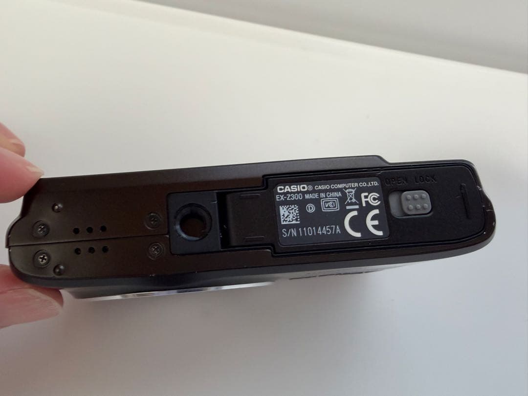 【動作確認済・付属品完備】CASIO EXILIM EX-Z300 ※傷あり