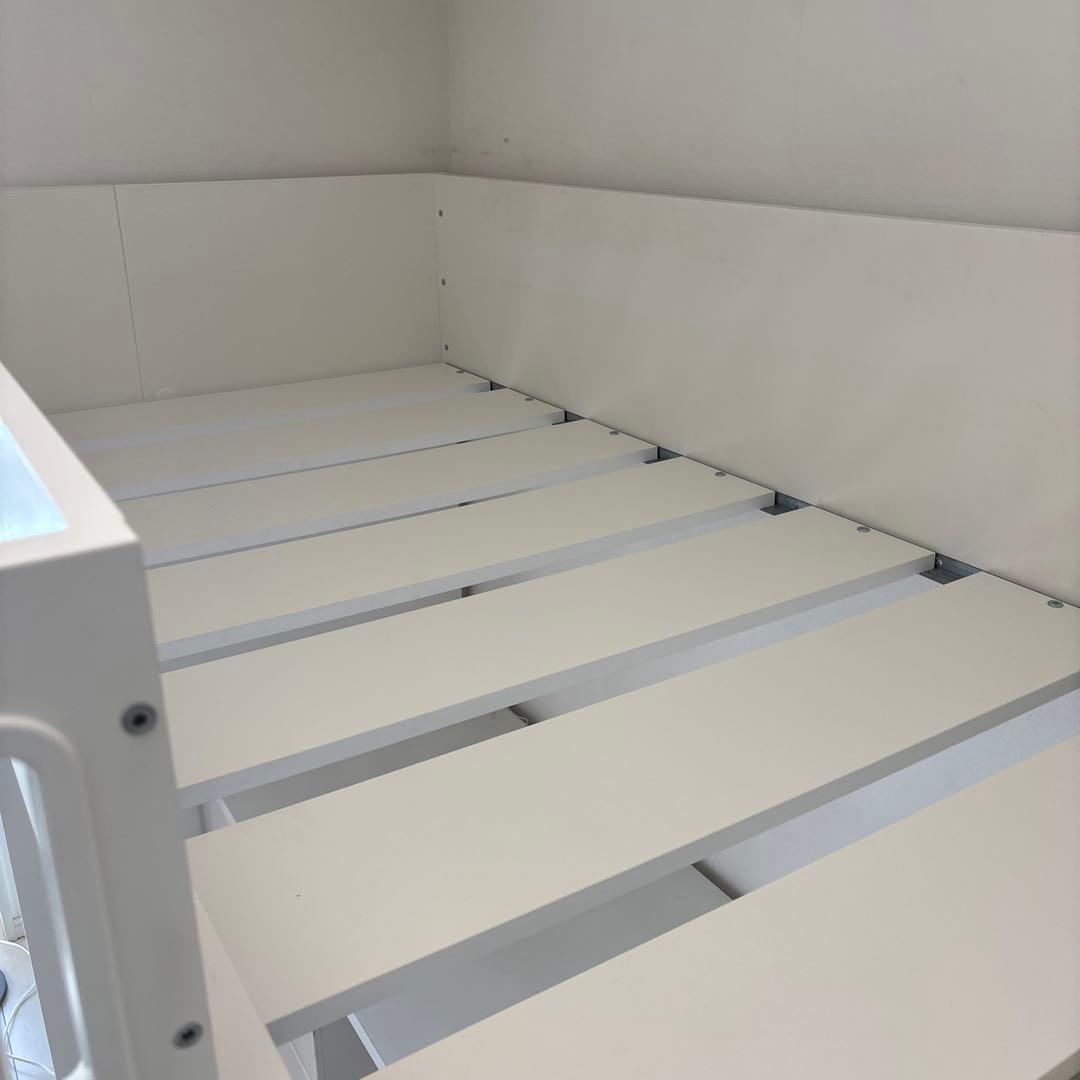 【東京23区引き取り限定】　IKEA ロフトベッド白　 机＆椅子＆間接照明