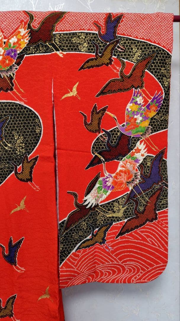 RK562子供着物四つ身7歳前後用着丈129センチ裄丈56センチ非常に綺麗美品