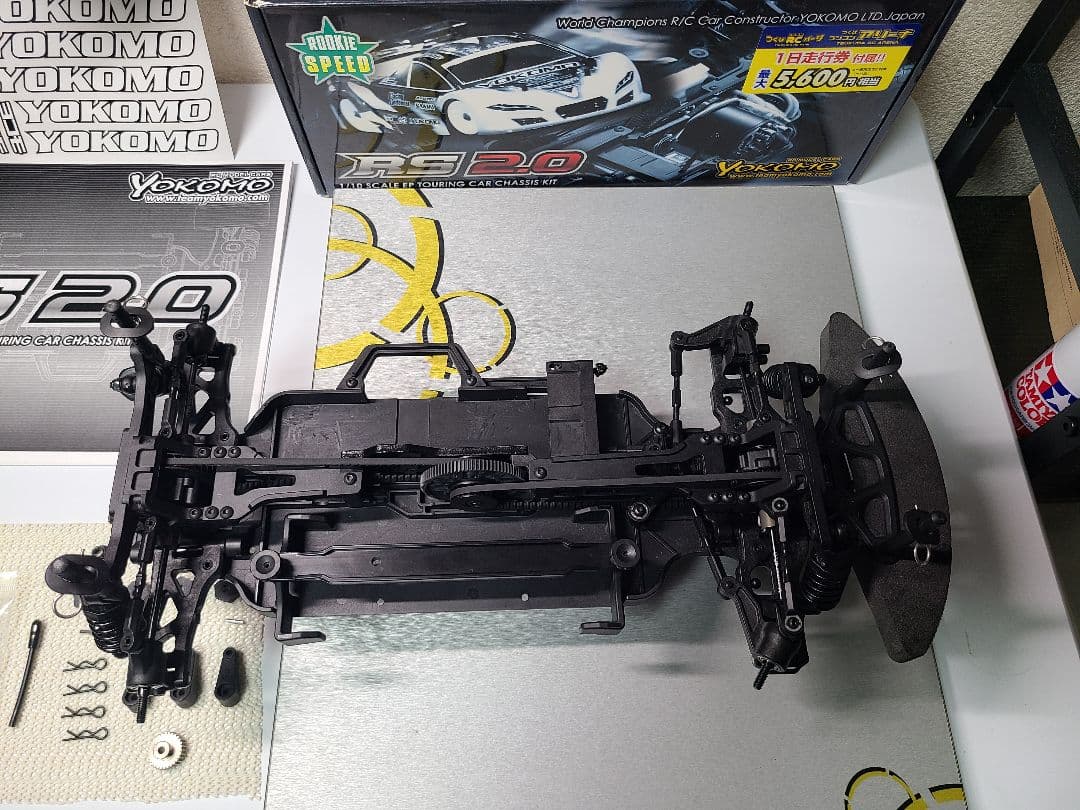 組立済　ルーキースピード　RS2.0　ラジコン　シャーシ　ヨコモ　YOKOMO